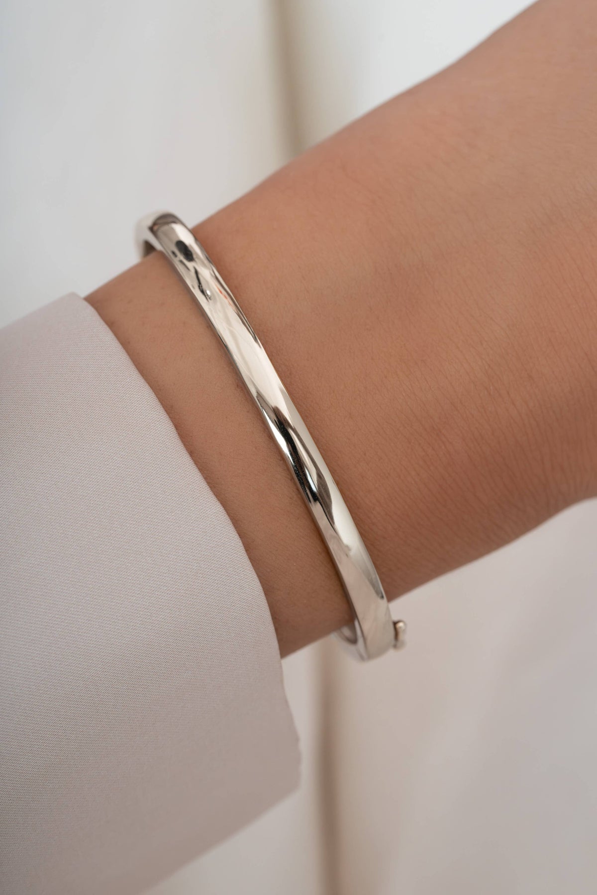 Minimalist Bangle