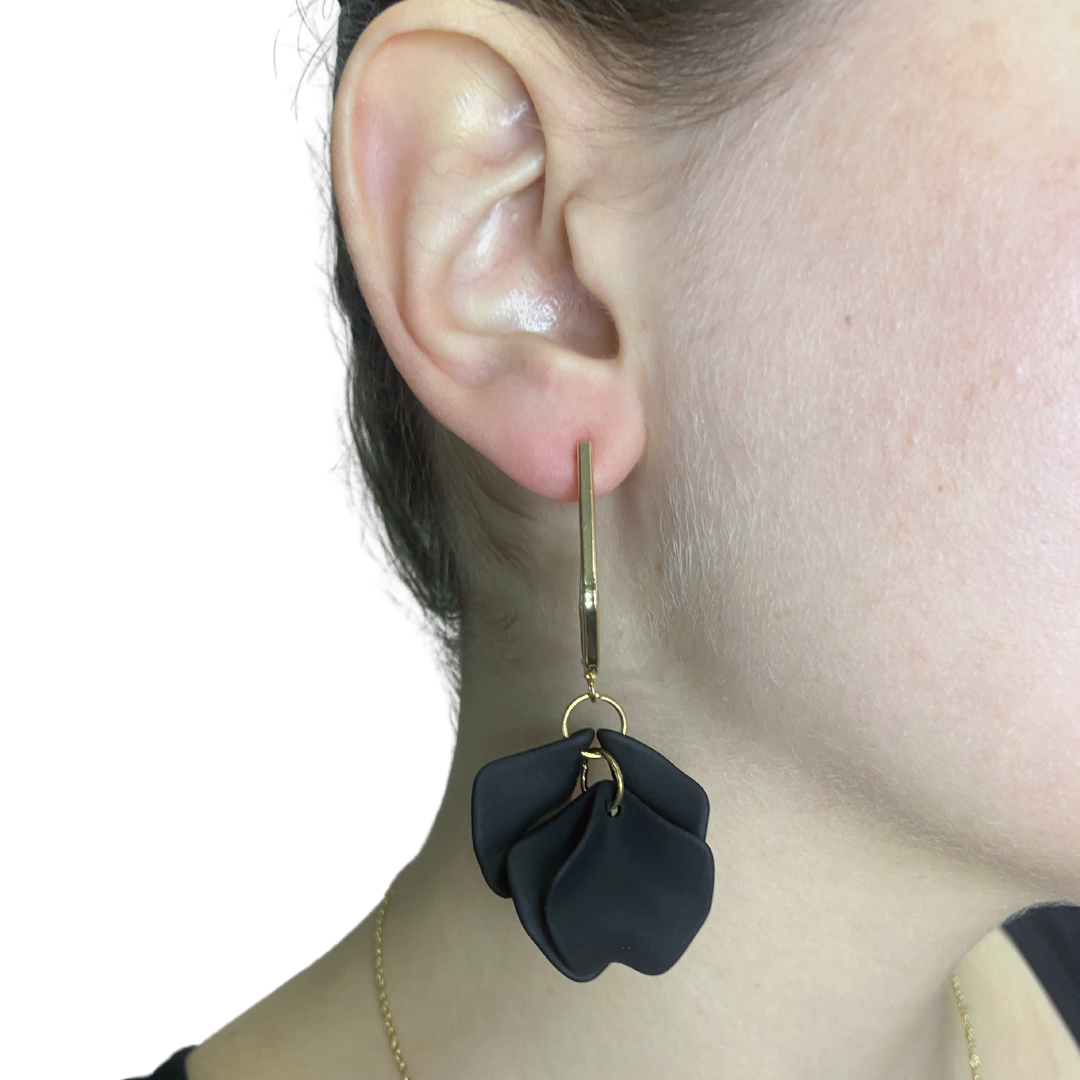 Petunia Earring